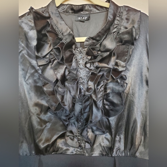 Snap Black Sleeveless Ruffle Front Dress Women's Size 22W - Picture 3 of 6